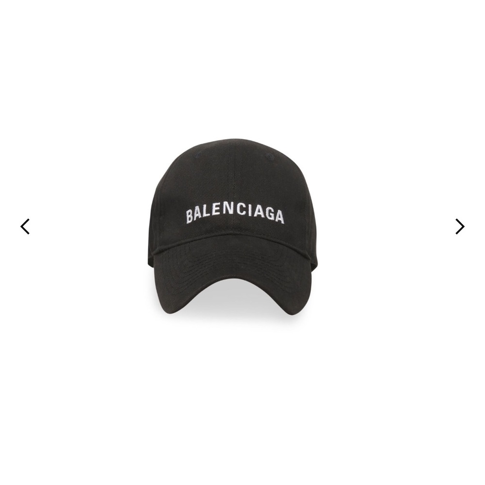 Balenciaga Cap in Black/White